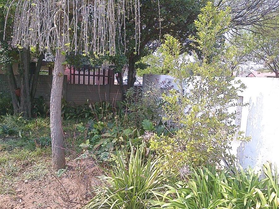 To Let 4 Bedroom Property for Rent in Vaalpark Free State